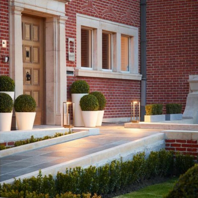  ỨNG DỤNG ĐÈN SÂN VƯỜN NĂNG LƯỢNG MẶT TRỜI TRONG THIẾT KẾ